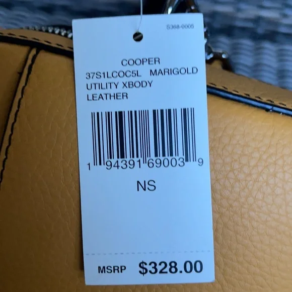 Michael Kors Cooper Utility Crossbody - Picture 10 of 16